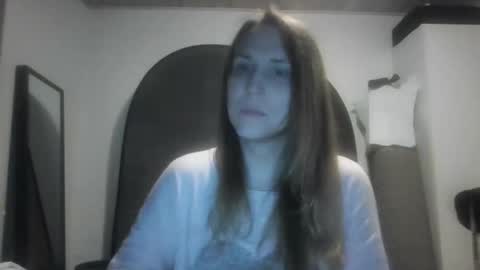 Keely KeKe Kiwi online show from 10.25.25