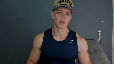 Snapshot of recce_taylor4 chatting on 11.09.25 twitter REECET26 instagram RECCETAYLOR online show from 11.09.25