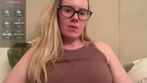 Snapshot of red_head_rosie_69 chatting on 02.22.25 Rosie online show from 02.22.25