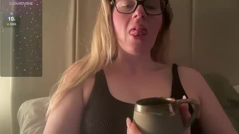 Snapshot of red_head_rosie_69 chatting on 03.03.25 Rosie online show from 03.03.25