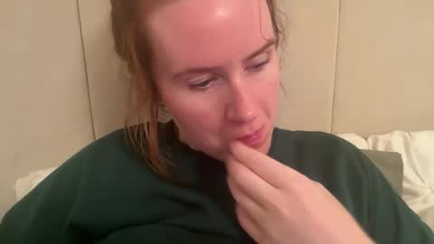 Snapshot of red_head_rosie_69 chatting on 09.16.25 Rosie online show from 09.16.25