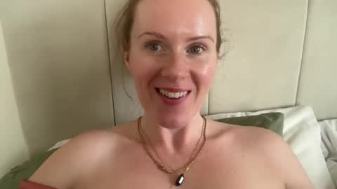 Snapshot of red_head_rosie_69 chatting on 09.21.25 Rosie online show from 09.21.25