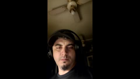 Snapshot of red_hot_peppers chatting on 09.19.25 red_hot_peppers online show from 09.19.25