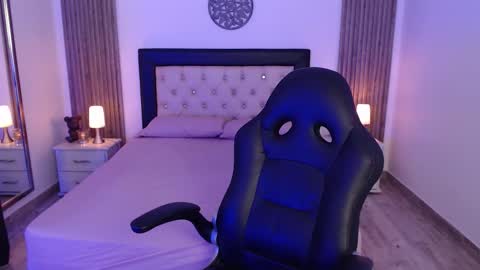 Kitty online show from 10.06.25