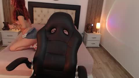 Kitty online show from 10.22.25