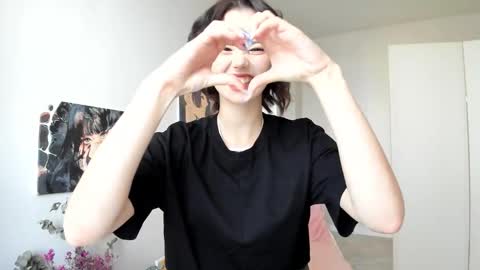 Snapshot of red_mok chatting on 10.02.25 Neta online show from 10.02.25