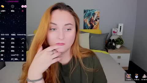 Lessy Fox online show from 09.21.25