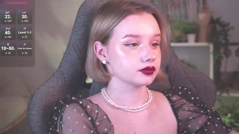 QUEEN OF EVIL online show from 01.23.25