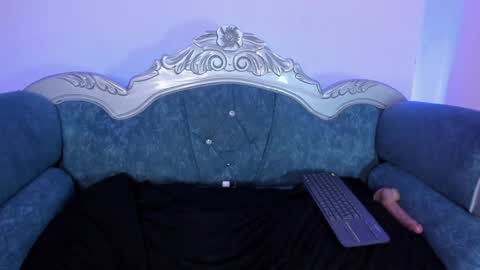     online show from 01.30.25