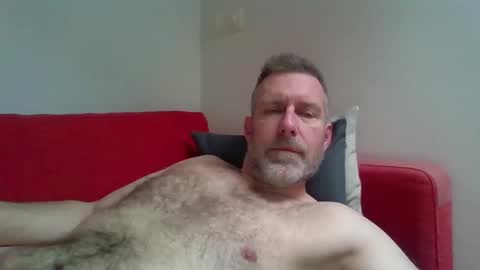 Snapshot of redandbluecloud chatting on 12.04.24 Red online show from 12.04.24