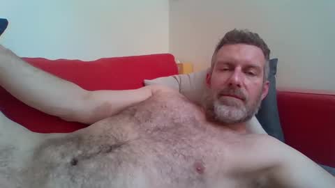 Snapshot of redandbluecloud chatting on 12.21.24 Red online show from 12.21.24