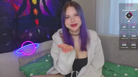 Mia online show from 09.25.25