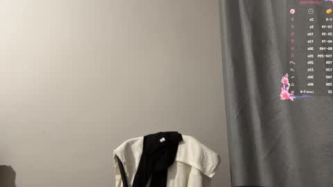 Mia online show from 01.15.26