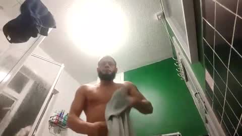 Snapshot of redcowpaving chatting on 11.09.25 redcowpaving online show from 11.09.25