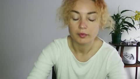 reddgirll online show from 02.02.25