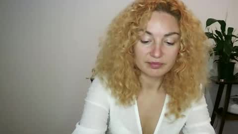 reddgirll online show from 02.03.25