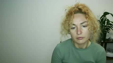 reddgirll online show from 02.04.25