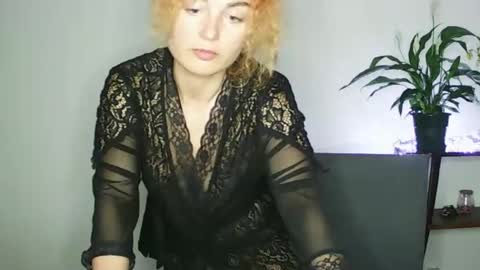 reddgirll online show from 02.17.25