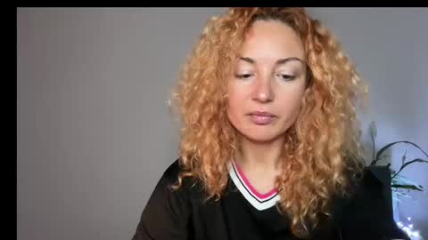 reddgirll online show from 03.07.25