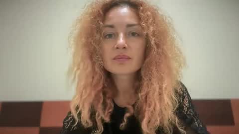 reddgirll online show from 11.11.25