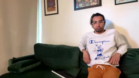 Snapshot of redfloweer chatting on 09.12.25 redfloweer online show from 09.12.25