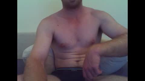 redfur_tigrrluvr online show from 01.22.25