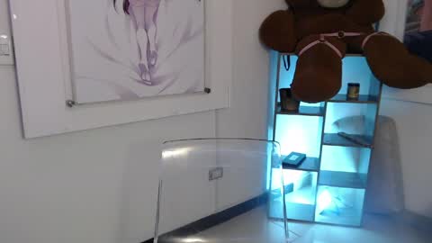 Mere  online show from 04.10.26