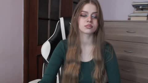 Lily online show from 05.29.26
