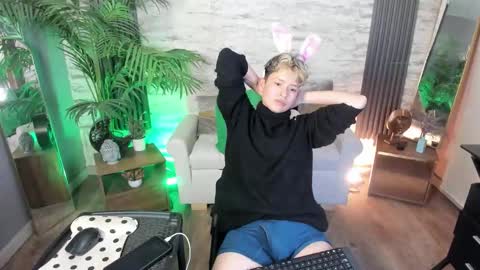 redhood_1_ online show from 03.26.26