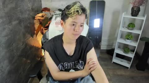 redhood_1_ online show from 04.08.26