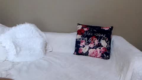 izabell online show from 01.17.25