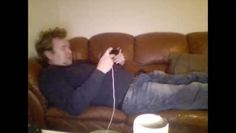 Snapshot of redlols chatting on 10.13.25 redlols online show from 10.13.25