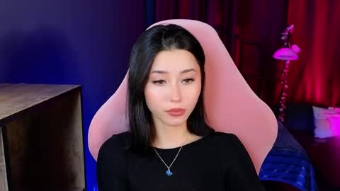 Snapshot of redmidnight_ chatting on 04.29.26 Kiara online show from 04.29.26