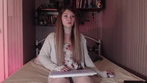 Snapshot of redmoonhead chatting on 02.17.26 Ana online show from 02.17.26