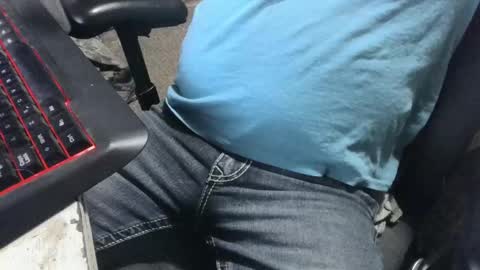 Snapshot of redneck228885 chatting on 12.23.24 redneck228885 online show from 12.23.24