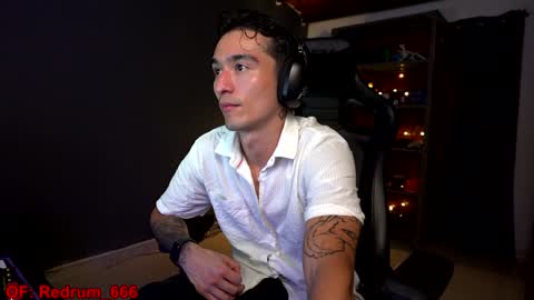 Red online show from 01.05.25