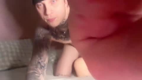 Snapshot of redrumbackwards chatting on 01.12.26 redrum online show from 01.12.26