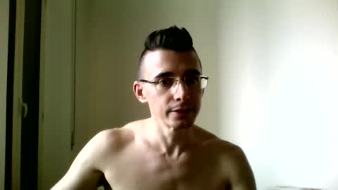 Snapshot of redstep0 chatting on 09.12.25 redstep0 online show from 09.12.25