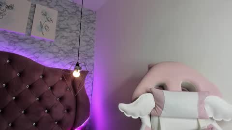   online show from 03.02.25