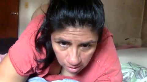 Snapshot of redwinelipss chatting on 10.15.25 redwinelipss online show from 10.15.25