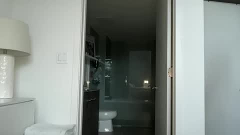 Reece Marie online show from 11.13.25