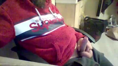 Snapshot of refar12 chatting on 10.19.25 refar12 online show from 10.19.25