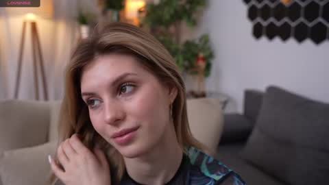 JessyinCherri yang online show from 02.08.25