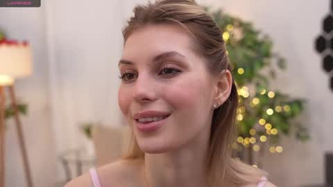 JessyinCherri yang online show from 02.15.25