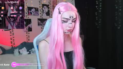 Snapshot of reflexxxia_ chatting on 10.22.25 Reflexxxia online show from 10.22.25