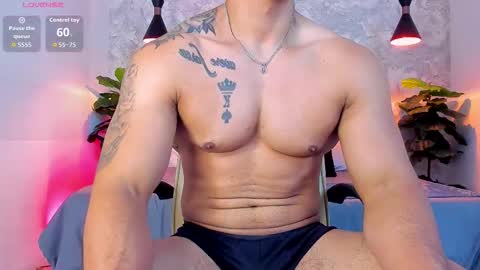 Snapshot of regan_pearson chatting on 10.12.25 Regan online show from 10.12.25