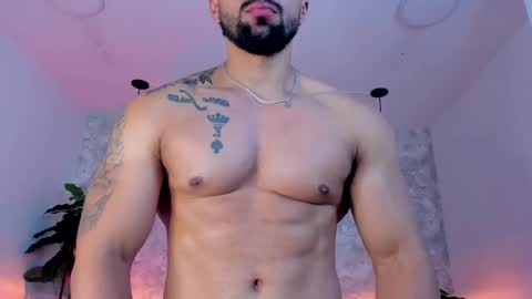 Snapshot of regan_pearson chatting on 10.14.25 Regan online show from 10.14.25