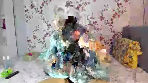 Snapshot of reginamoon12 chatting on 10.06.25 Alisa online show from 10.06.25