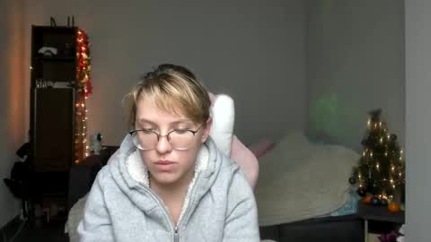 Regina online show from 01.09.25
