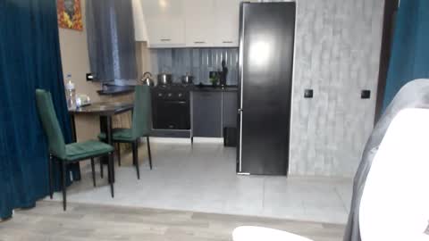 Regina online show from 11.06.25